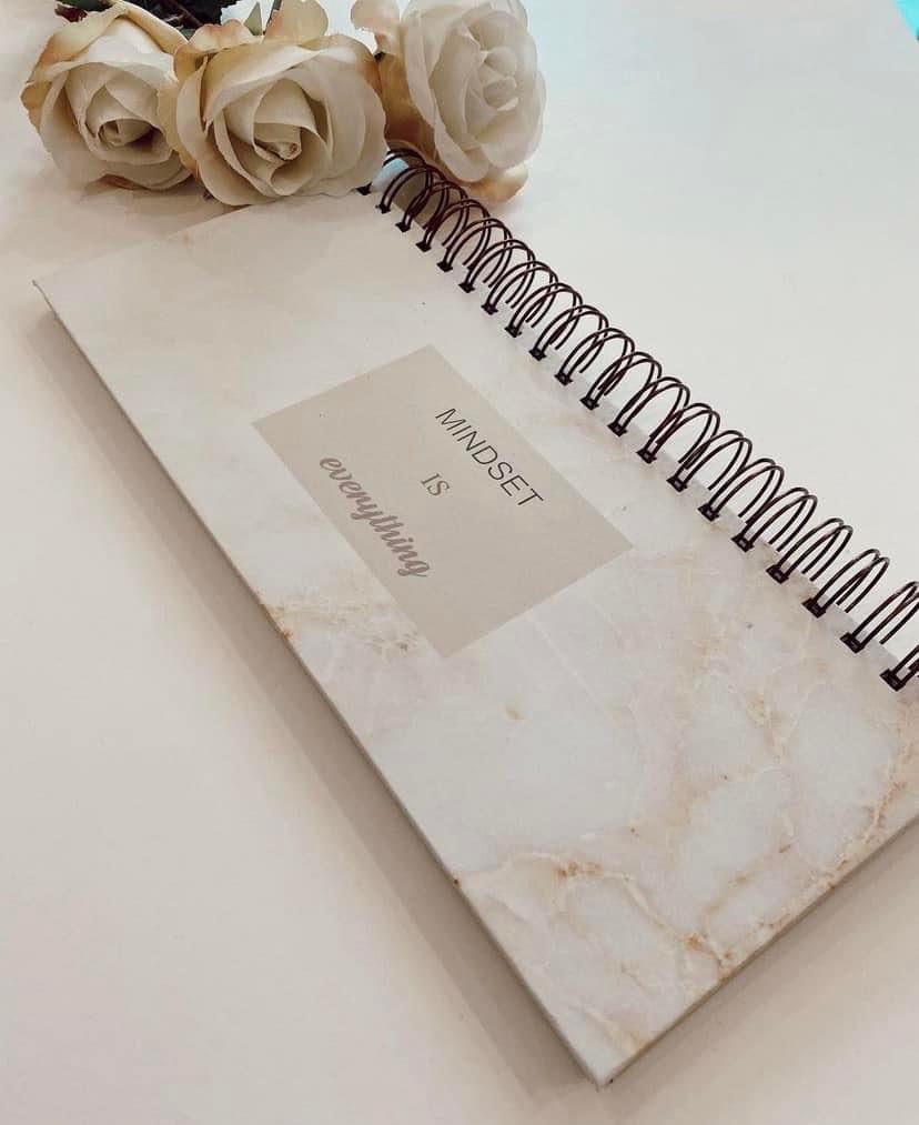 White marble planner